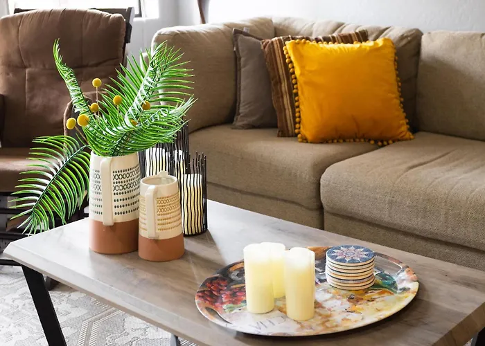 Saguaro Sunrise -luxe With Balcony & Pool Holiday home Scottsdale